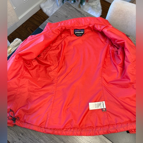 Patagonia Lightweight Puffer - Picture 6 of 7